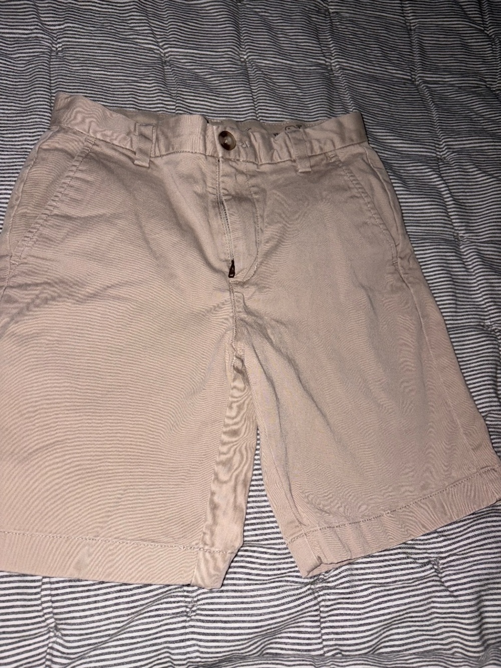 Vineyard vines, size 10 boys khaki shorts
